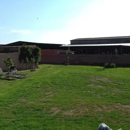 Mas De Les Canyes Country house *