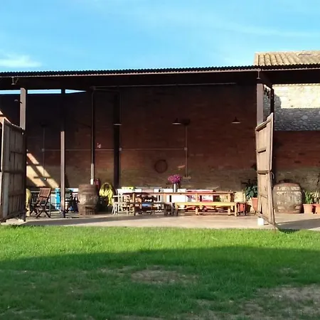 Mas De Les Canyes Country house