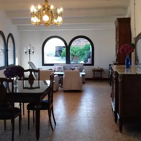 Mas De Les Canyes Country house