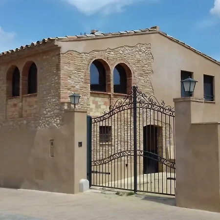 Mas De Les Canyes Country house